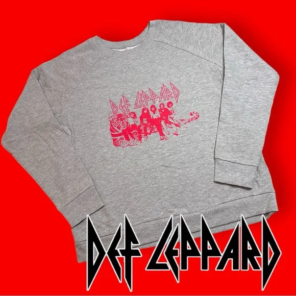 NWOT 🤘🎸Def Leppard Crew Neck Sweatshirt in Light Heather Grey and Red. Size L - Picture 1 of 11